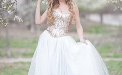 二次元美女被捆绑用震蛋折磨